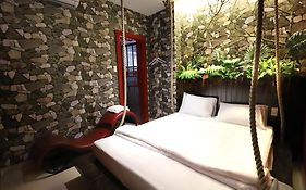 Loove Hotel - Khách Sạn Tình Yêu